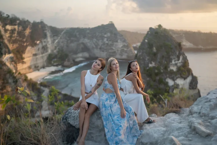 Raja Lima | Nusa Penida Tour | Bali Tours Travel